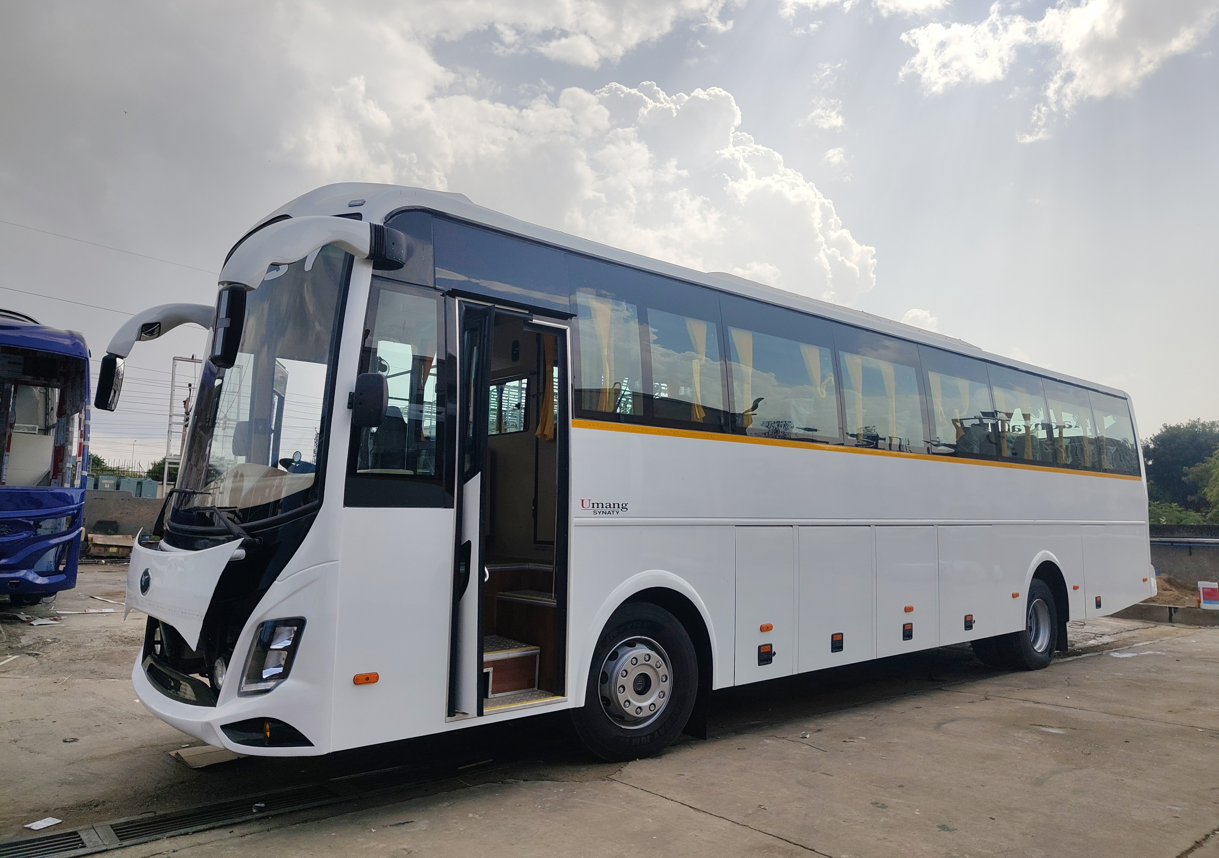 Synaty Umang - Bus Body Manufacturer